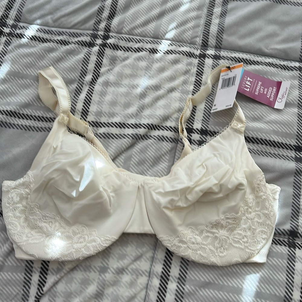 Olga bra size 38 DD